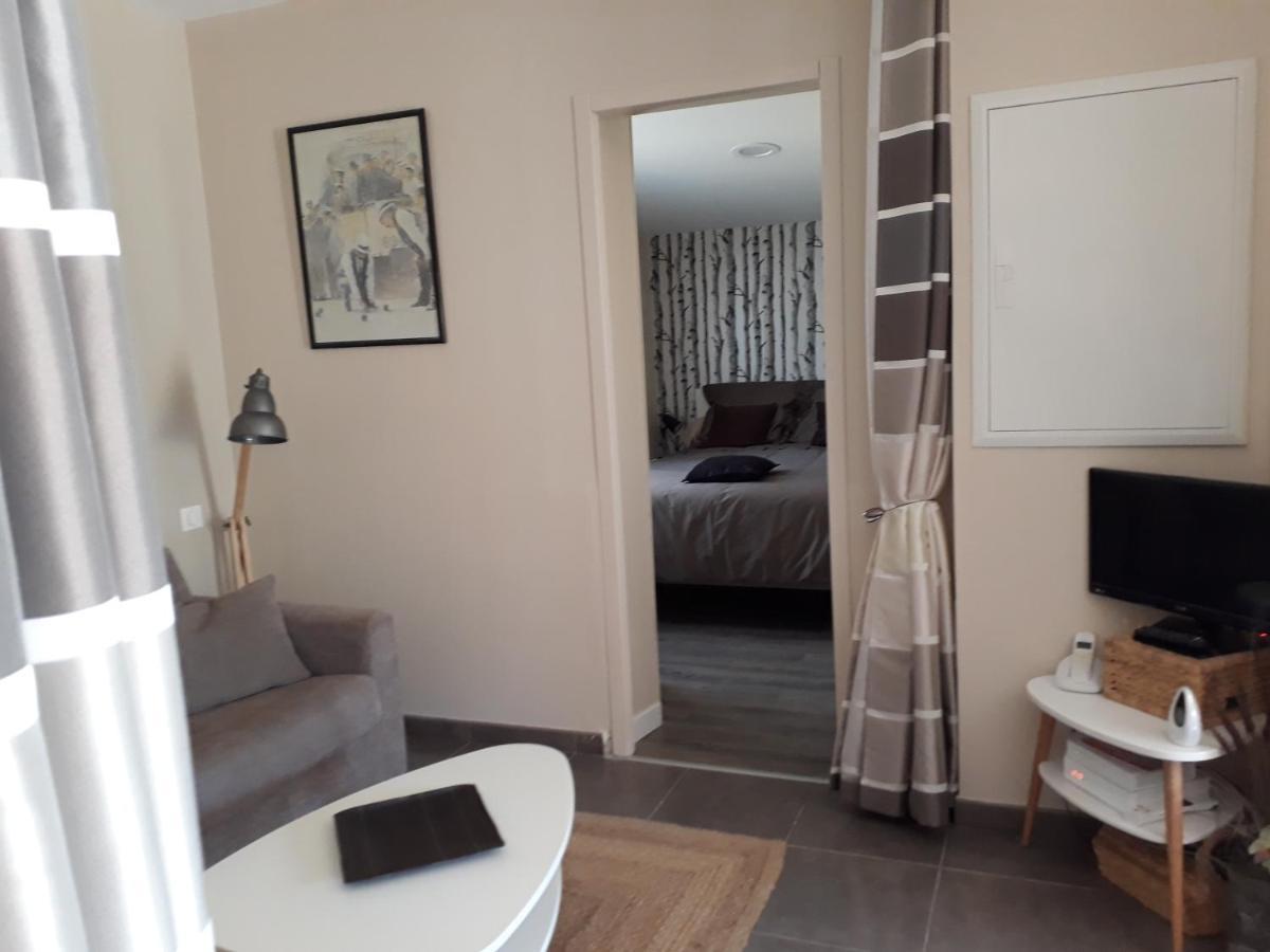 Holiday home Maison 2 Ou 4 Personnes Jardin Parking Les Amandiers *